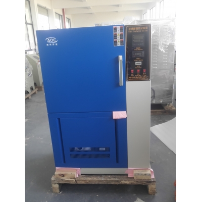 玻璃紫外光耐輻照試驗(yàn)箱